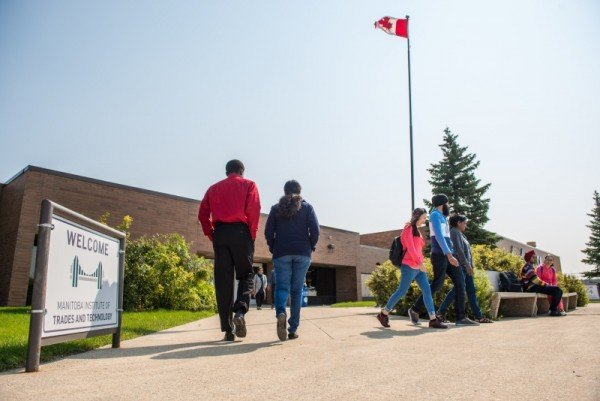 Ngành học nổi bật các trường trong danh sách CES tại Manitoba