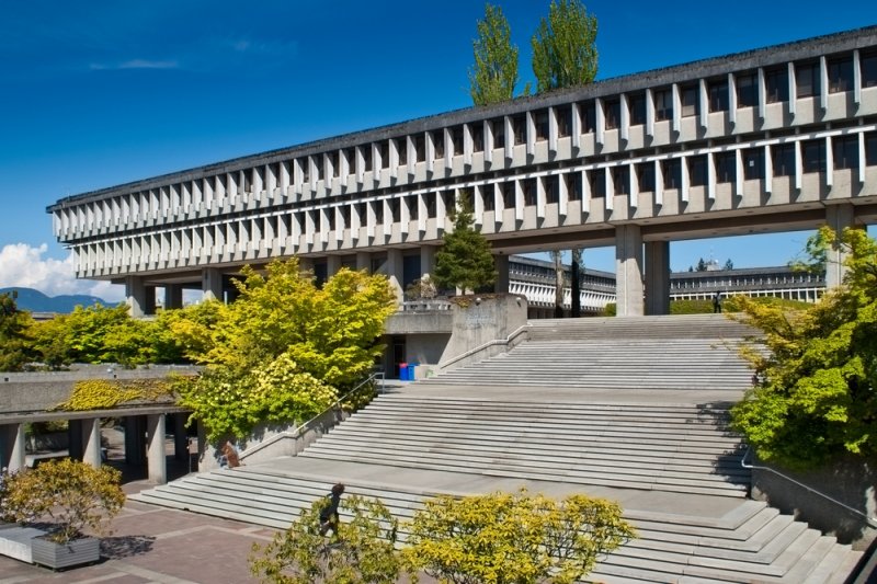 Đại học Simon Fraser, Canada: Học bổng 2000CAD dành riêng cho Việt Nam