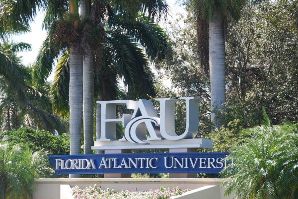 Học bổng $3.000 tại trường đại học Florida Atlantic University (FAU)